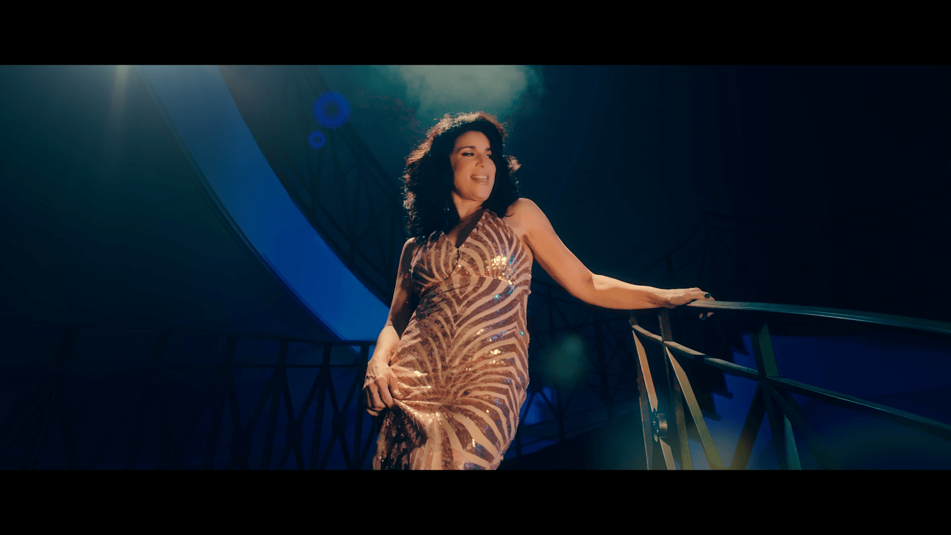 featured image thumbnail for post CUARENTA